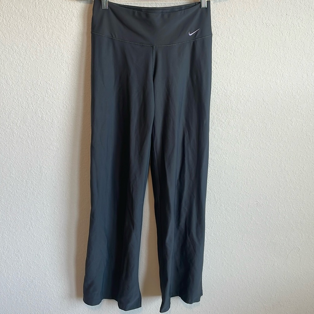 Nike yoga pants